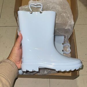 BRAND NEW Stelle girl light blue rain boots size 3